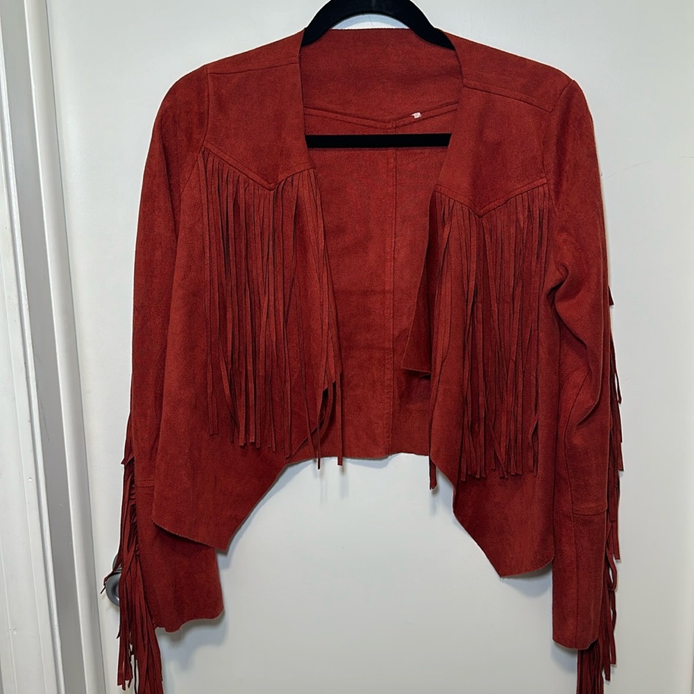 Suede fringe jacket! Size small! Worn once! Prefect for spring!! Color: Rust